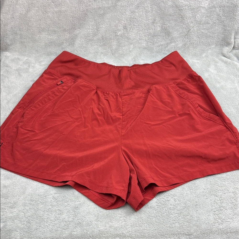 All in Motion High Waisted Active Shorts M
